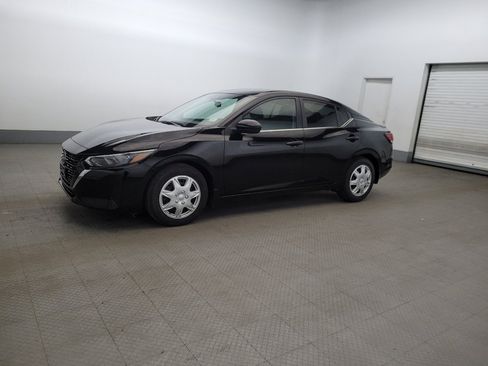 Used 2024 Nissan Sentra S FWD image 2