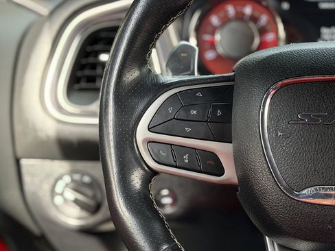 Used 2020 Dodge Challenger SRT Hellcat image 42