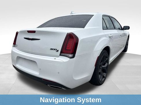 Used 2023 Chrysler 300 S RWD image 8