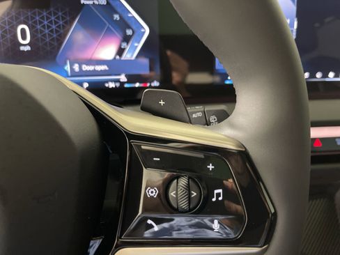 Used 2025 BMW X3 xDrive30i w/ Premium Package image 27