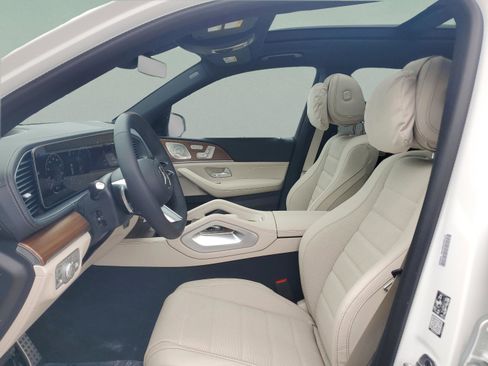 Certified 2026 Mercedes-Benz GLS 580 4MATIC image 25