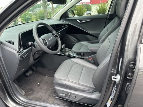 Certified 2026 Kia Niro FWD image 18