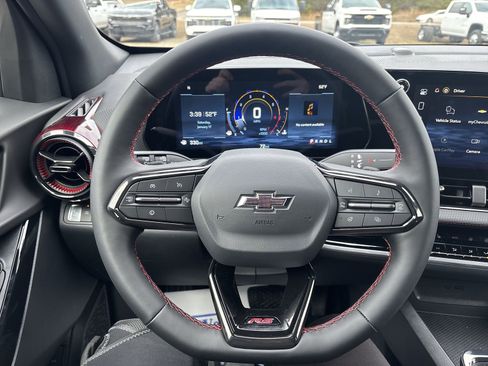 New 2026 Chevrolet Equinox RS w/ Convenience Package III image 17