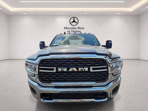 Used 2024 RAM 3500 Big Horn AWD/4WD image 12