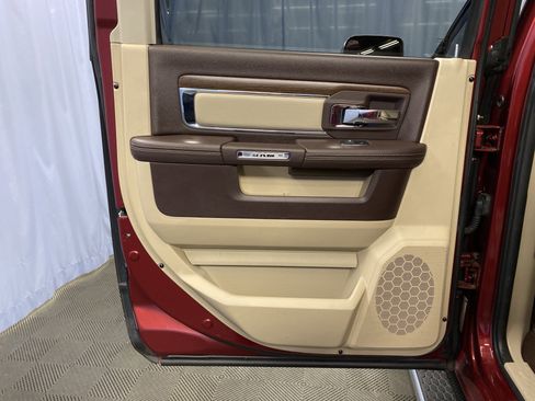 Used 2015 RAM 1500 Laramie w/ Convenience Group image 24