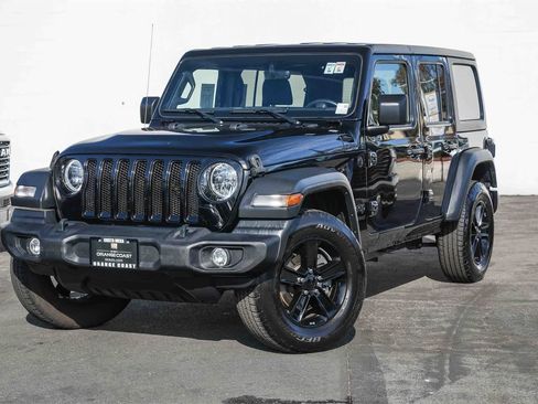 Used 2021 Jeep Wrangler Unlimited Sport image 1