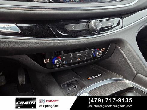 Used 2023 Buick Enclave Avenir w/ Avenir Technology Package AWD/4WD image 18