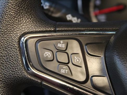 Used 2018 Chevrolet Cruze LT FWD image 19