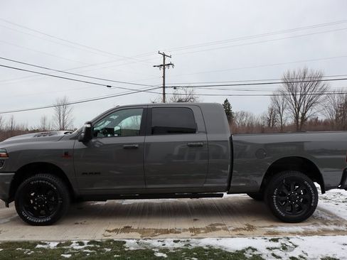 New 2026 RAM 3500 Laramie image 34