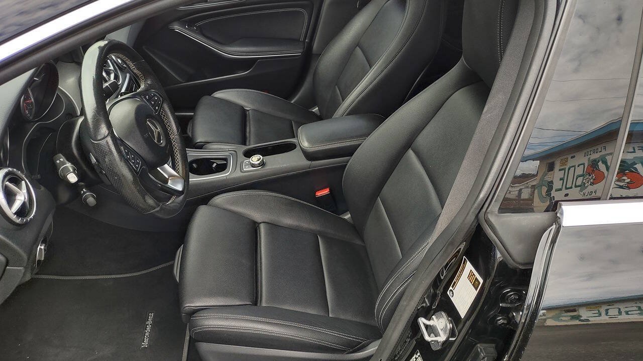 Used 2018 Mercedes-Benz CLA 250 image 11