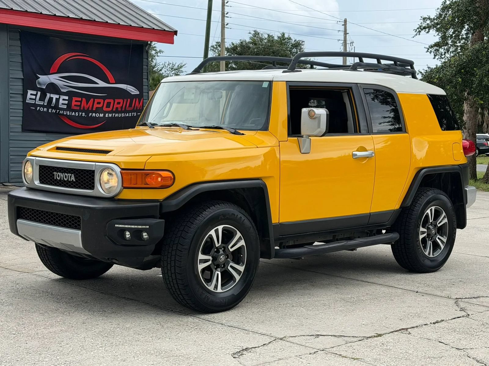 Used 2008 Toyota FJ Cruiser 4WD image 2