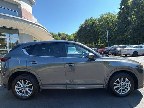 Used 2025 MAZDA CX-5 AWD 2.5 S w/ Select Package image 4