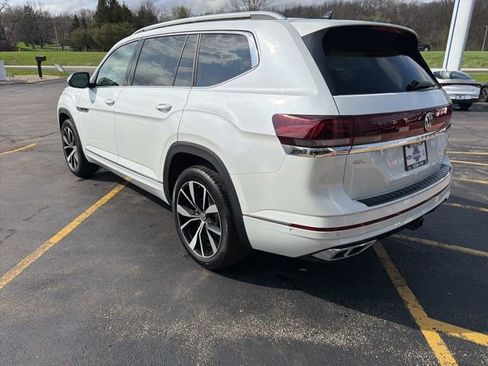 New 2026 Volkswagen Atlas SEL Premium R-Line AWD/4WD image 5