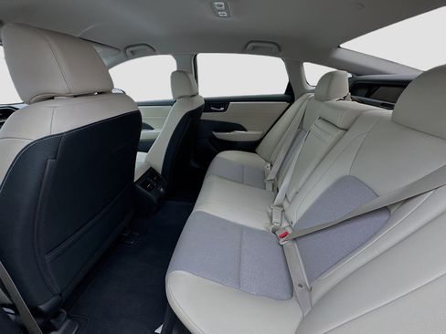 Used 2019 Honda Clarity Plug-In Hybrid image 15