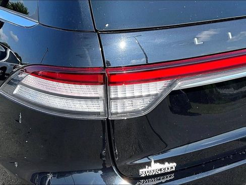 Used 2024 Lincoln Aviator Reserve AWD/4WD image 25
