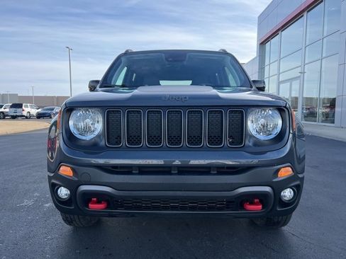 Used 2022 Jeep Renegade Trailhawk image 2