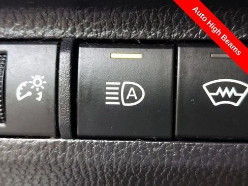 Used 2023 Toyota RAV4 XLE w/ XLE Grade Weather Package AWD/4WD image 15