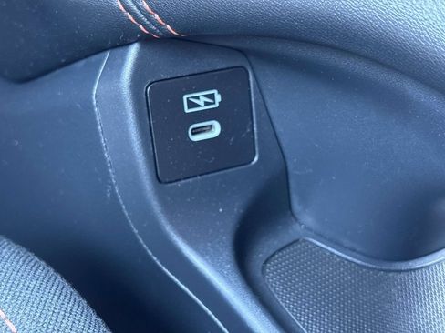 Used 2025 Honda HR-V Sport image 27