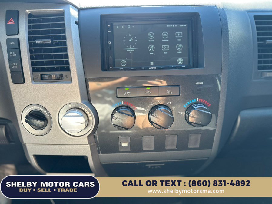 Used 2012 Toyota Tundra 4x4 Double Cab w/ Tow Pkg image 10
