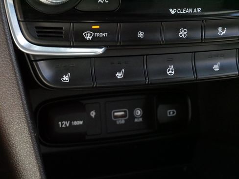 Used 2019 Hyundai Santa Fe AWD image 30