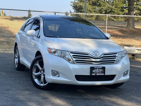 Used 2011 Toyota Venza AWD w/ Premium Pkg #2 image 1