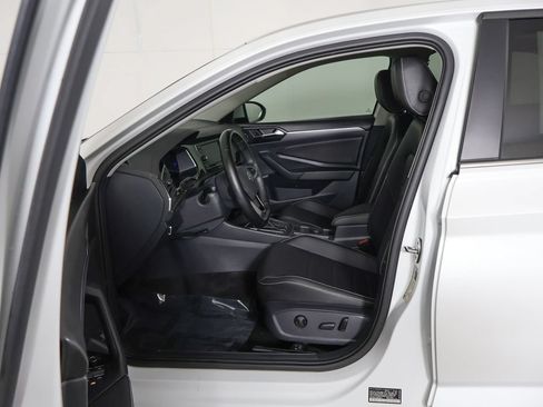 Used 2023 Volkswagen Jetta SE FWD image 26