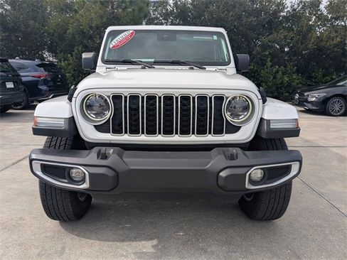 Certified 2024 Jeep Wrangler Sahara image 8