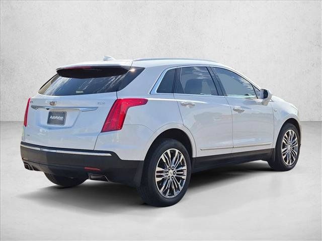 Used 2017 Cadillac XT5 Premium Luxury AWD/4WD image 5