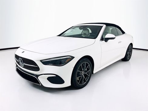 New 2026 Mercedes-Benz CLE 300 4MATIC Cabriolet image 3