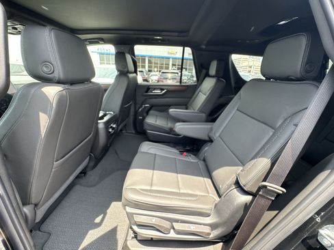 New 2026 GMC Yukon Denali w/ Sun & Power Step Package AWD/4WD image 24