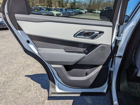 Used 2025 Land Rover Range Rover Velar Dynamic SE AWD/4WD image 36