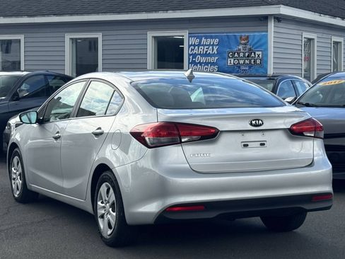 Used 2017 Kia Forte LX FWD image 5