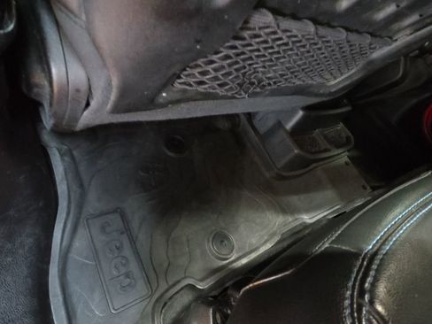 Used 2022 Jeep Wrangler Unlimited Rubicon 4xe w/ Cold Weather Group image 17