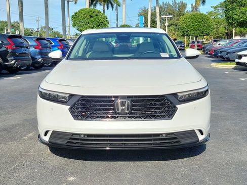 Used 2024 Honda Accord EX-L image 2