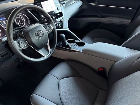 Used 2024 Toyota Camry LE image 9