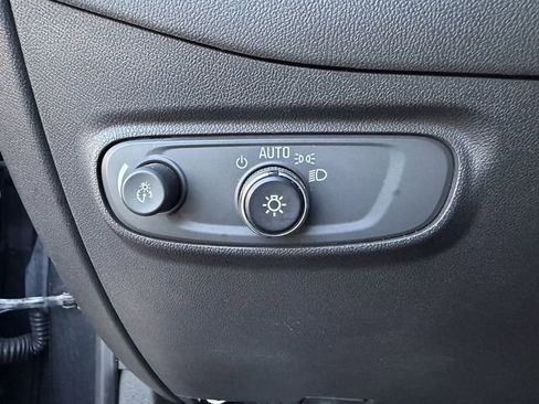 Used 2022 Chevrolet Equinox LT image 14