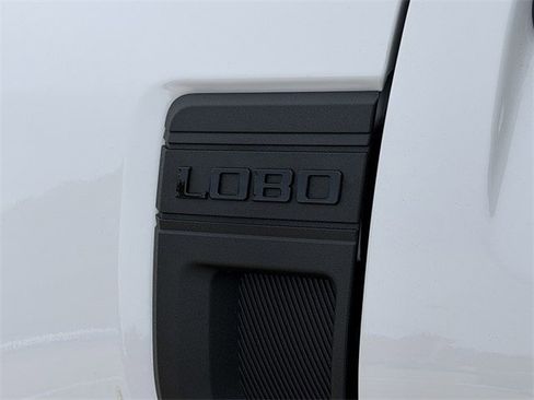Used 2025 Ford Maverick Lobo image 9