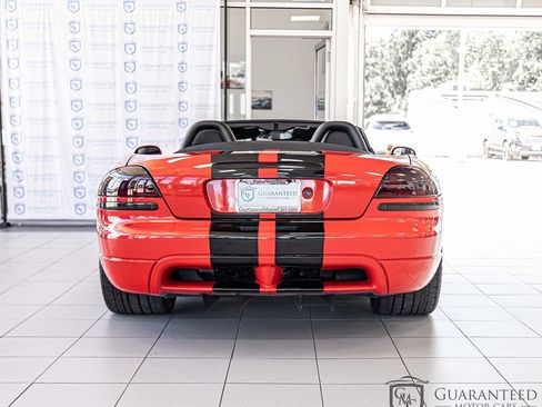Used 2005 Dodge Viper SRT-10 RWD image 13