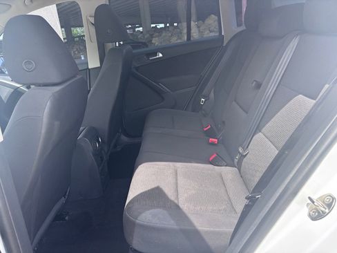 Used 2015 Volkswagen Tiguan S AWD/4WD image 8