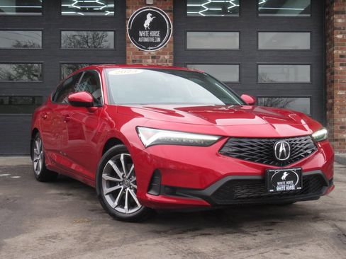 Used 2023 Acura Integra Base 4dr Liftback image 3