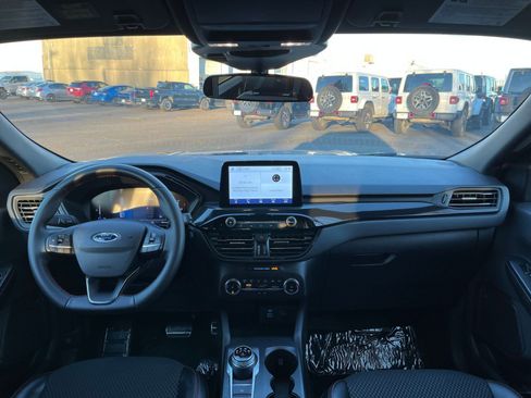 Used 2023 Ford Escape ST-Line image 34