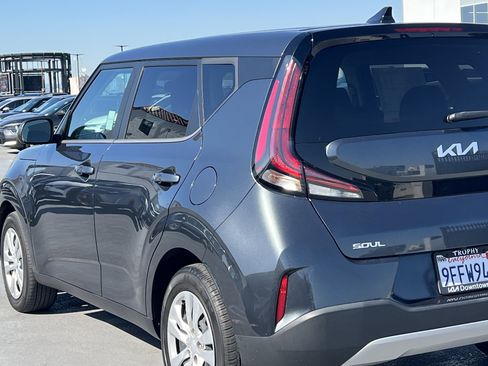 Certified 2023 Kia Soul LX image 5