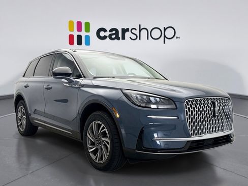 Used 2023 Lincoln Corsair AWD image 4