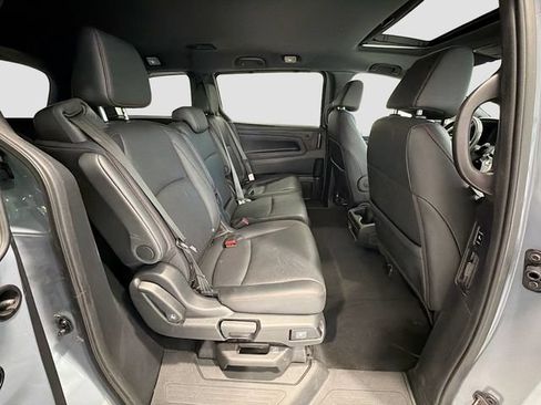 Used 2025 Honda Odyssey Sport-L image 24