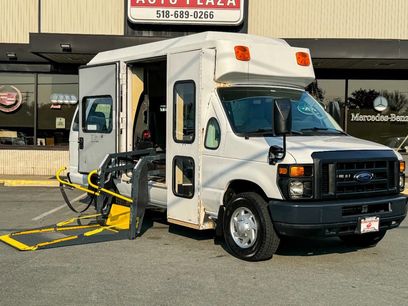 Used 2011 Ford E-350 and Econoline 350 Extended Super Duty w/ PWR Group