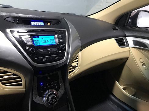 Used 2013 Hyundai Elantra GLS w/ Preferred Pkg image 26