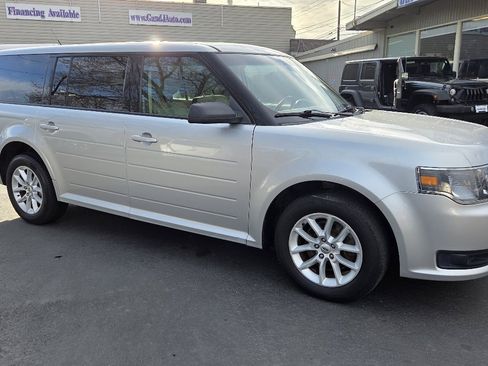 Used 2015 Ford Flex SE image 6