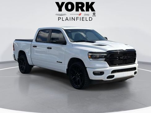 Used 2024 RAM 1500 Laramie AWD/4WD image 3