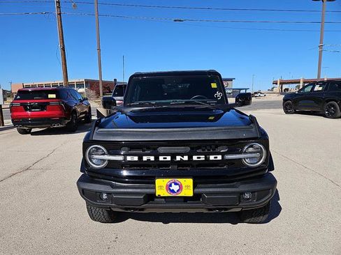 Used 2023 Ford Bronco Outer Banks image 8