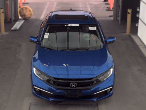 Used 2020 Honda Civic EX image 2